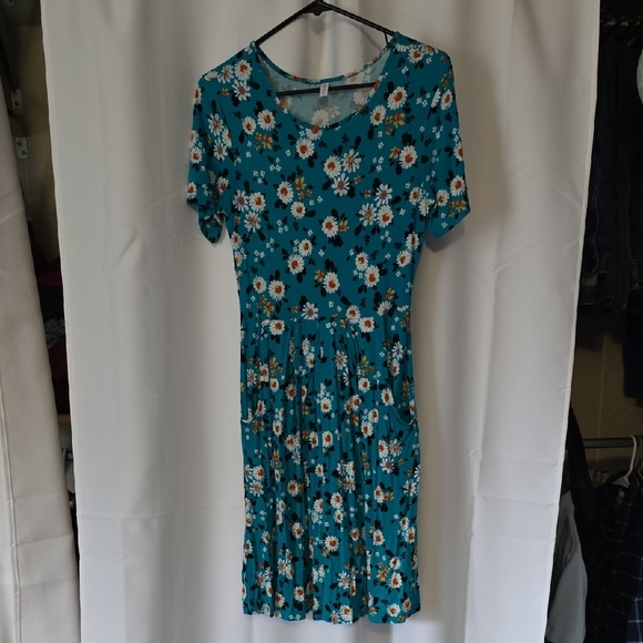 Floral Teal Dress With Pockets! - Picture 1 of 6